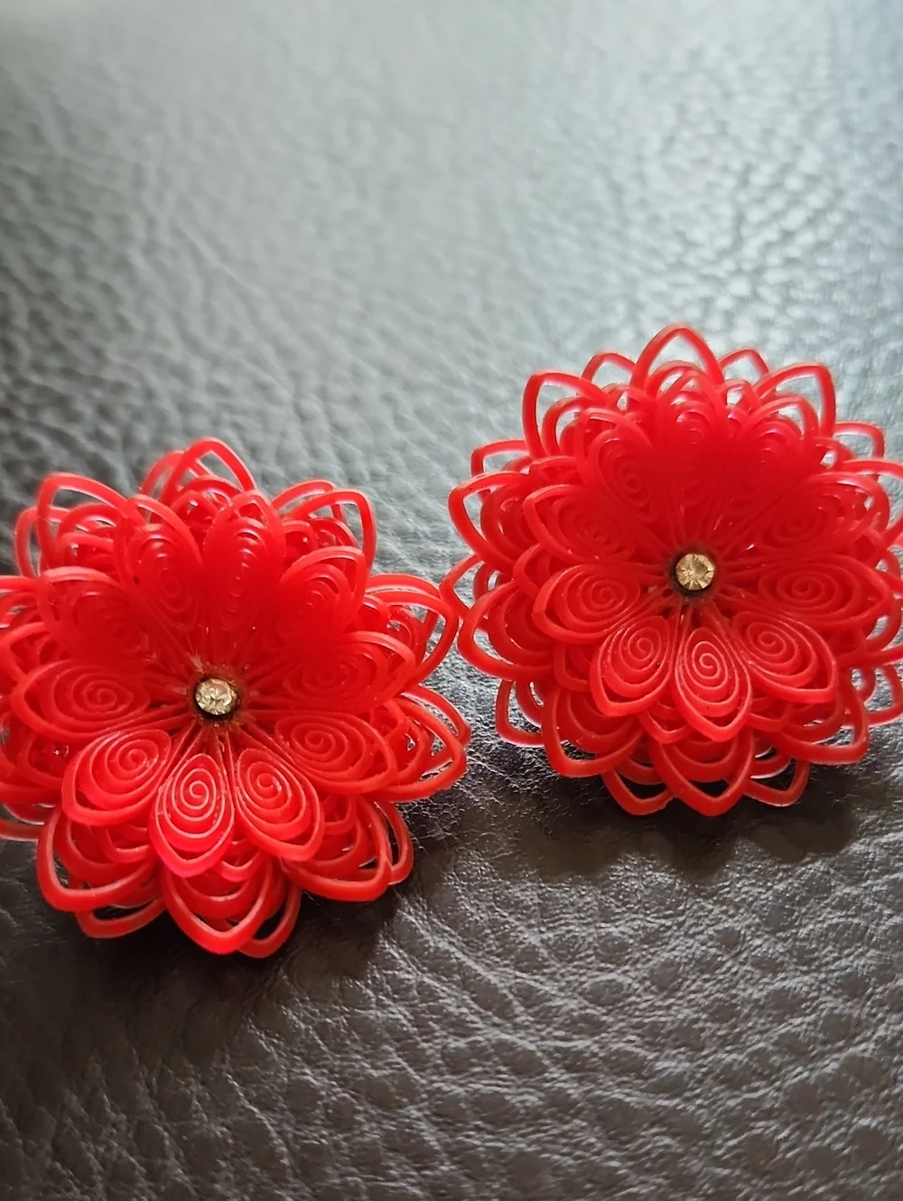 VTG Flower Clip Earrings